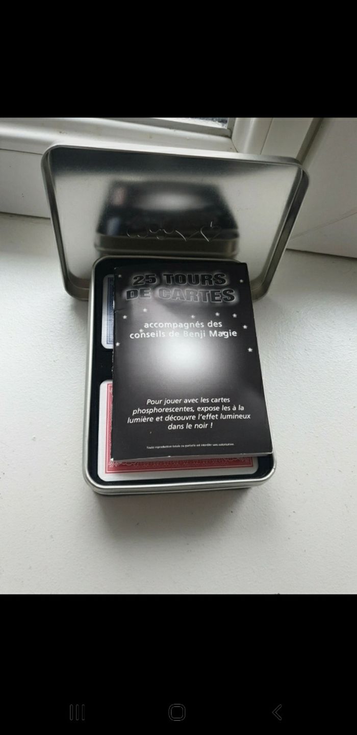 25 tours de magie cartes phosphorescentes