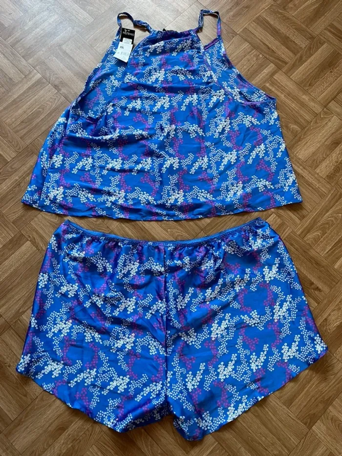 Ensemble tenue de nuit bleu avec motifs débardeur + short In Extenso (NEUF)