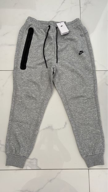Pantalon Nike Tech