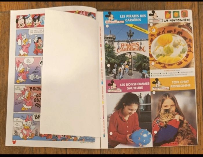 Ancien journal de mickey avec cadeau autocollants 101 dalmatiens N°2336 de 1997 vintage - photo numéro 3