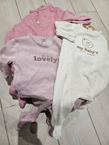 Lot 3 pyjamas 9 mois 