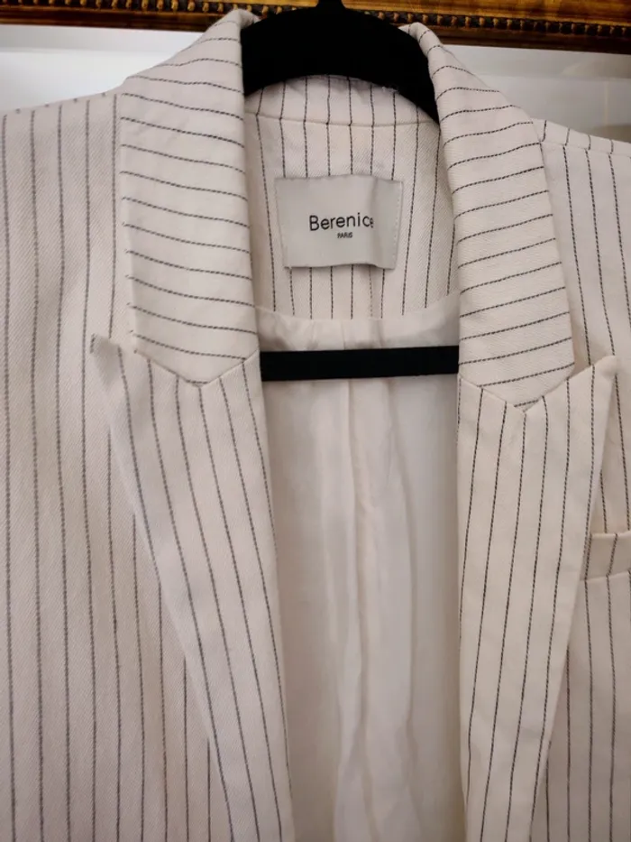 Blazer Bérénice taille 36 - photo numéro 3