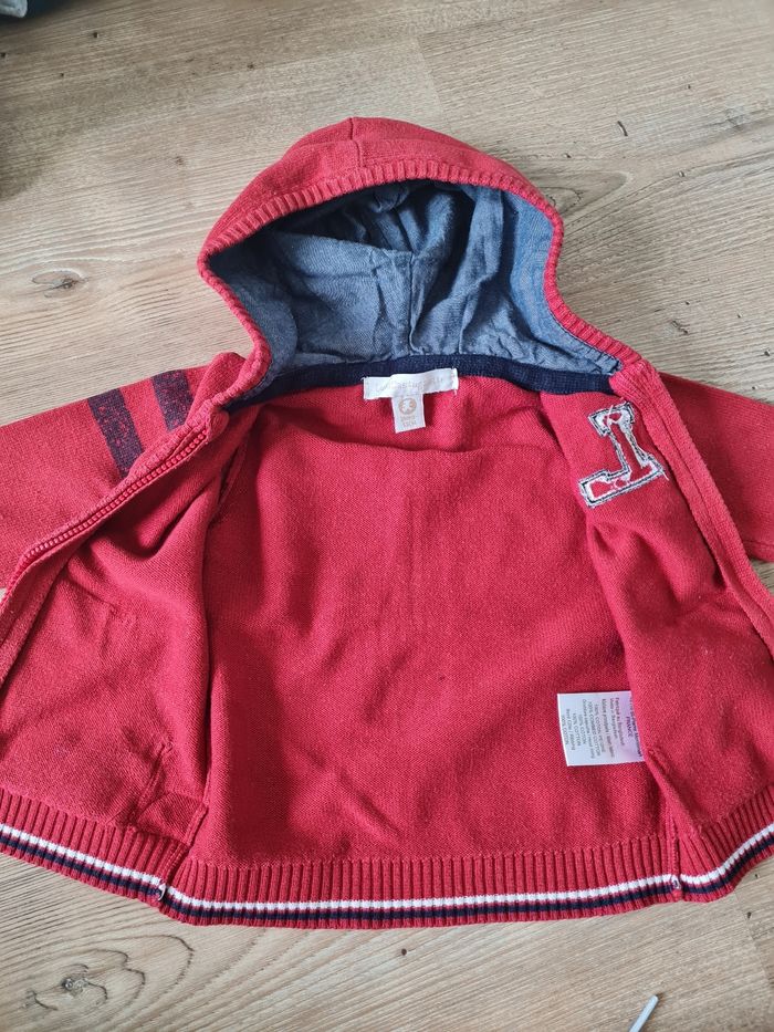 Gilet rouge - photo numéro 2