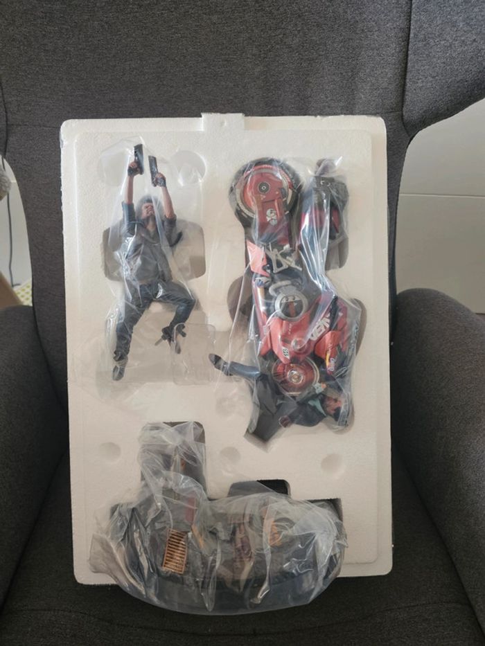 Collector Cyberpunk 2077 PS4 - photo numéro 10