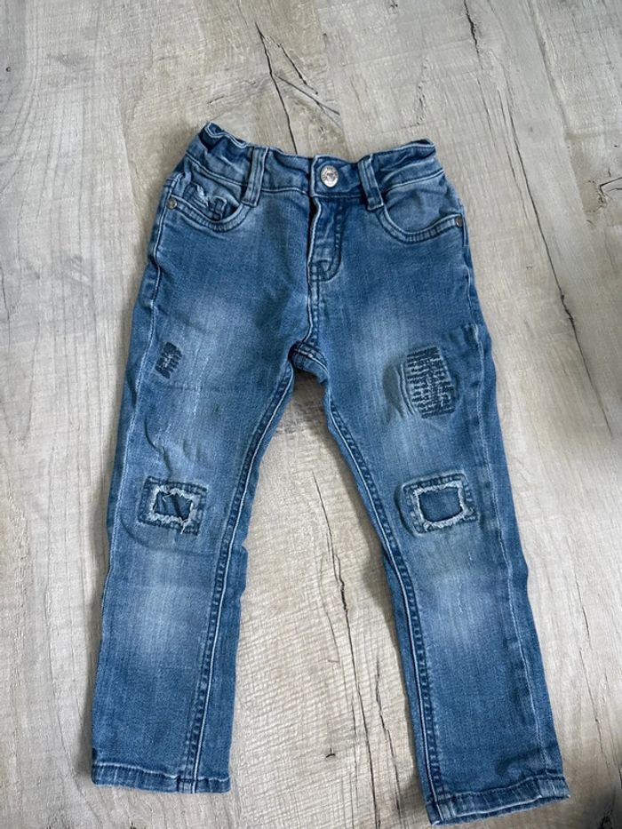 Jeans effet abîmé