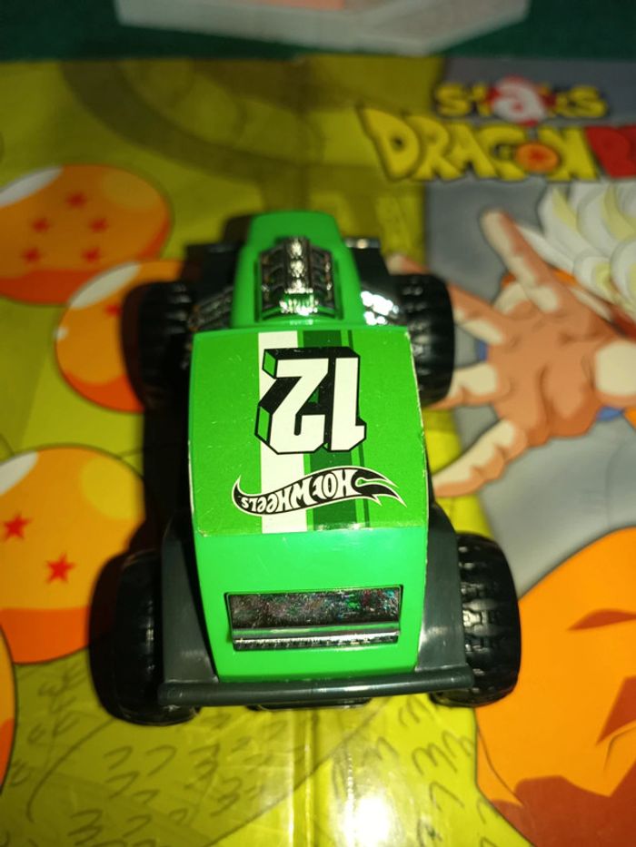 Monster truck vert Ho twheels. - photo numéro 5