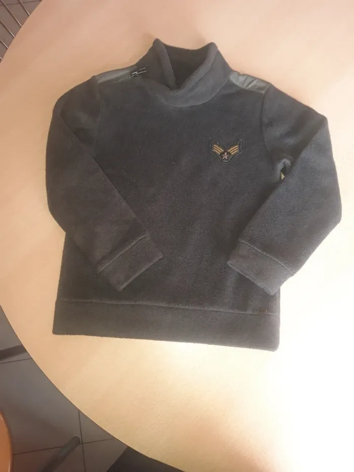 Pull Ikks 116 cm