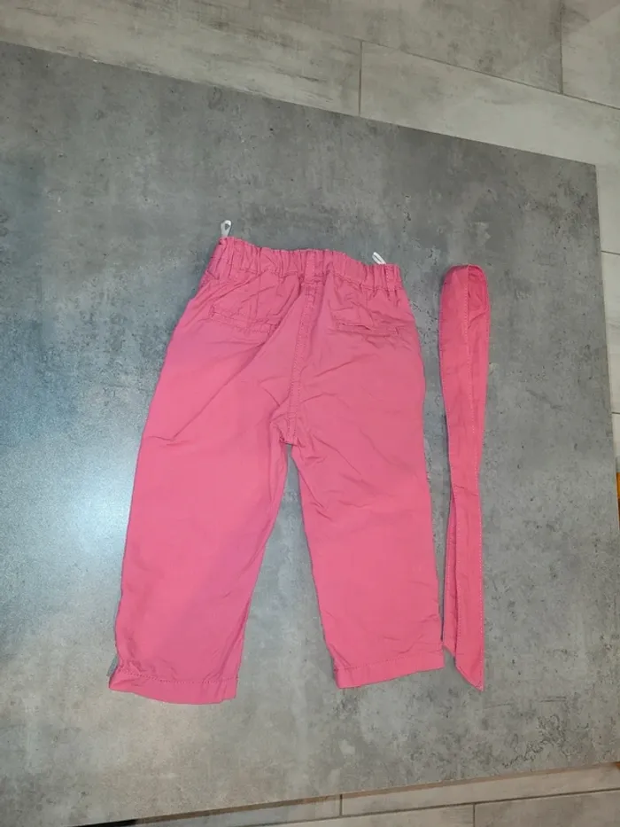 Pantalon C&A, taille 18 mois. (80cm) - photo numéro 2