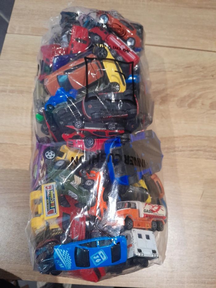 Lot de 89 véhicules voiture camion ect - photo numéro 20