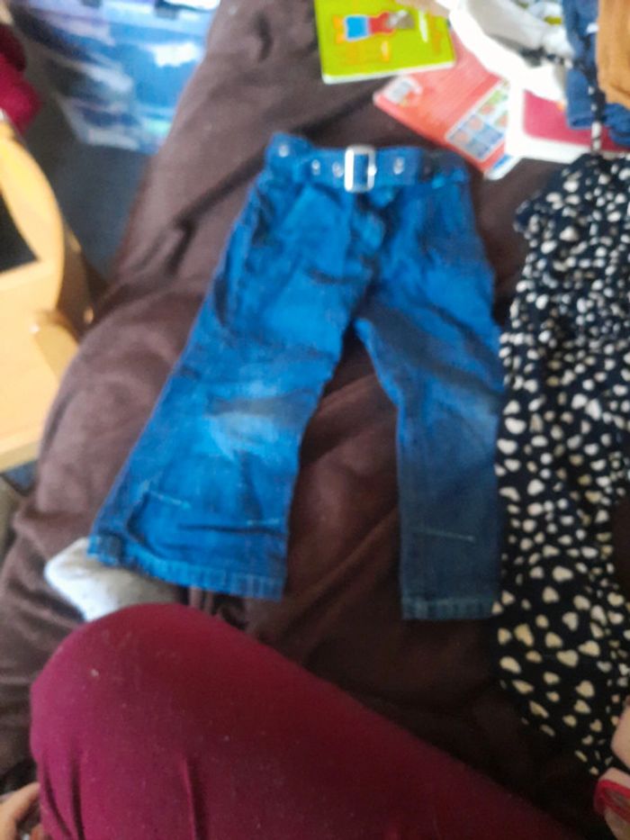 Lot pantalon 2ans 24 mois - photo numéro 4