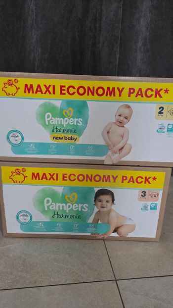 Couches Pampers Harmonie taille 2 et 3