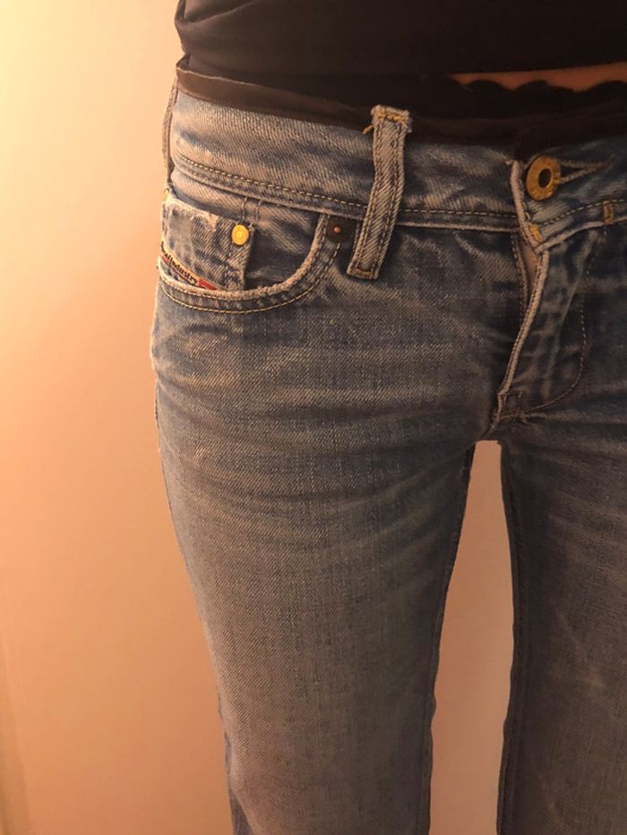 Jean taille basse Diesel - photo numéro 8