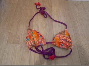 haut de maillot de bains taille 34