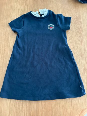 Robe manches courtes