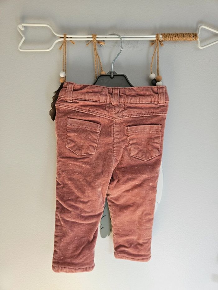 Pantalon 6 mois - photo numéro 2
