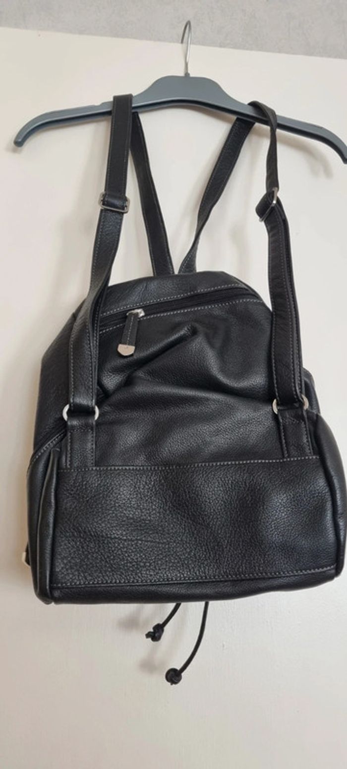Sac à dos neuf sans étiquette - photo numéro 2