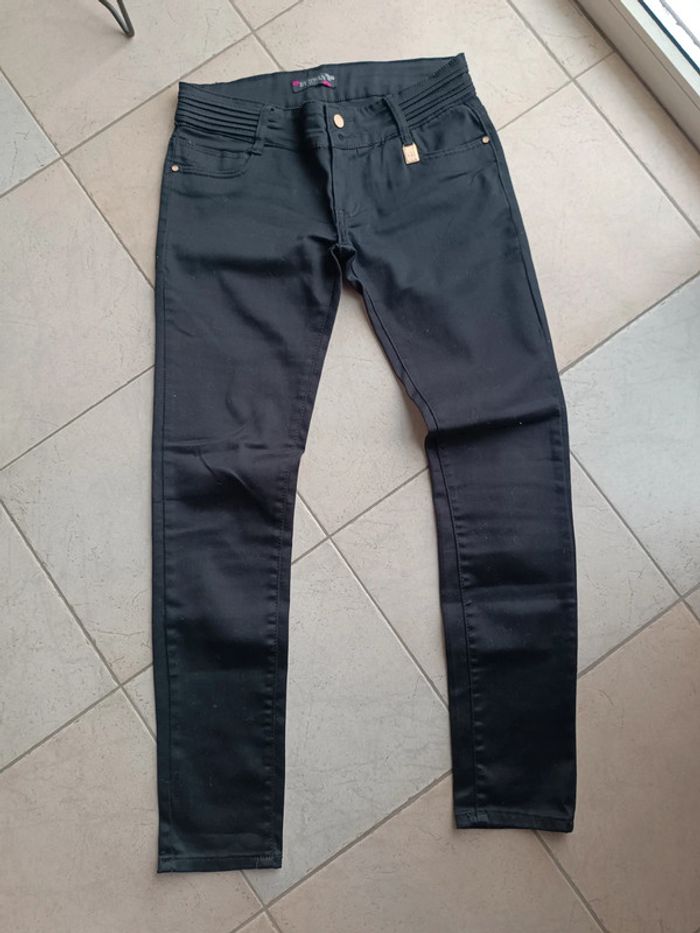 Jeans SkINNY noir - taille 40/42 - neuf - photo numéro 4
