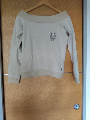 Pull épaules dénudées