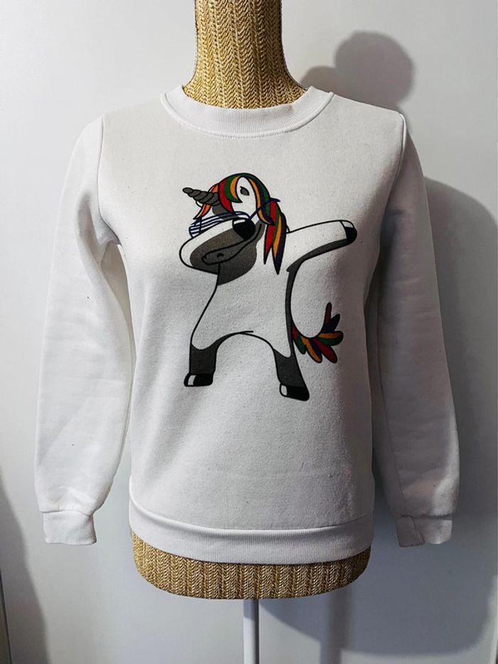 Pull Licorne taille S