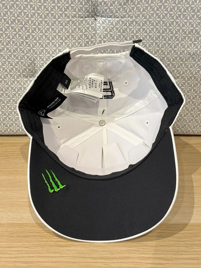 Casquette Blanche Unie "AMG Petronas" - photo numéro 5