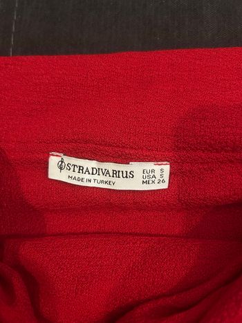 Haut rouge stradivarius