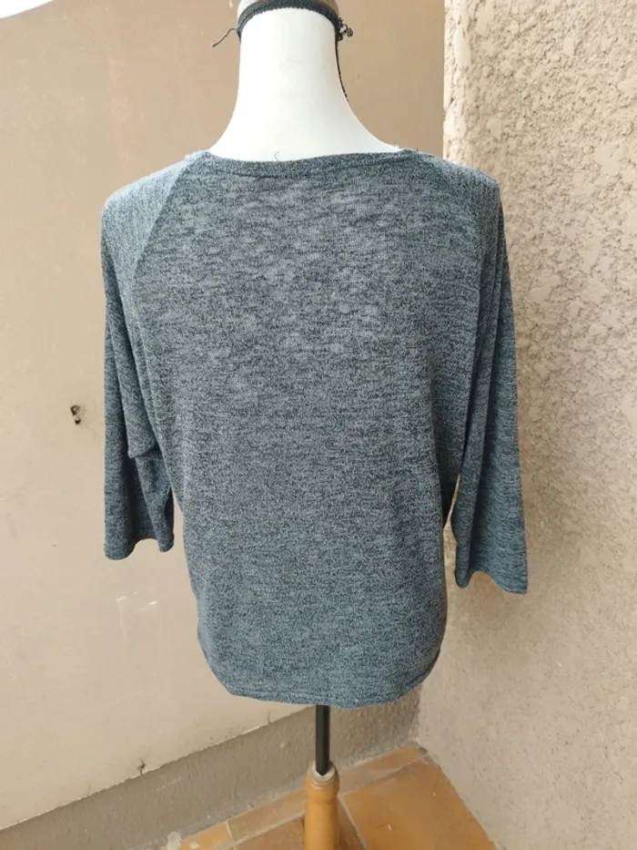 Tee shirt taille 40-42 - photo numéro 3