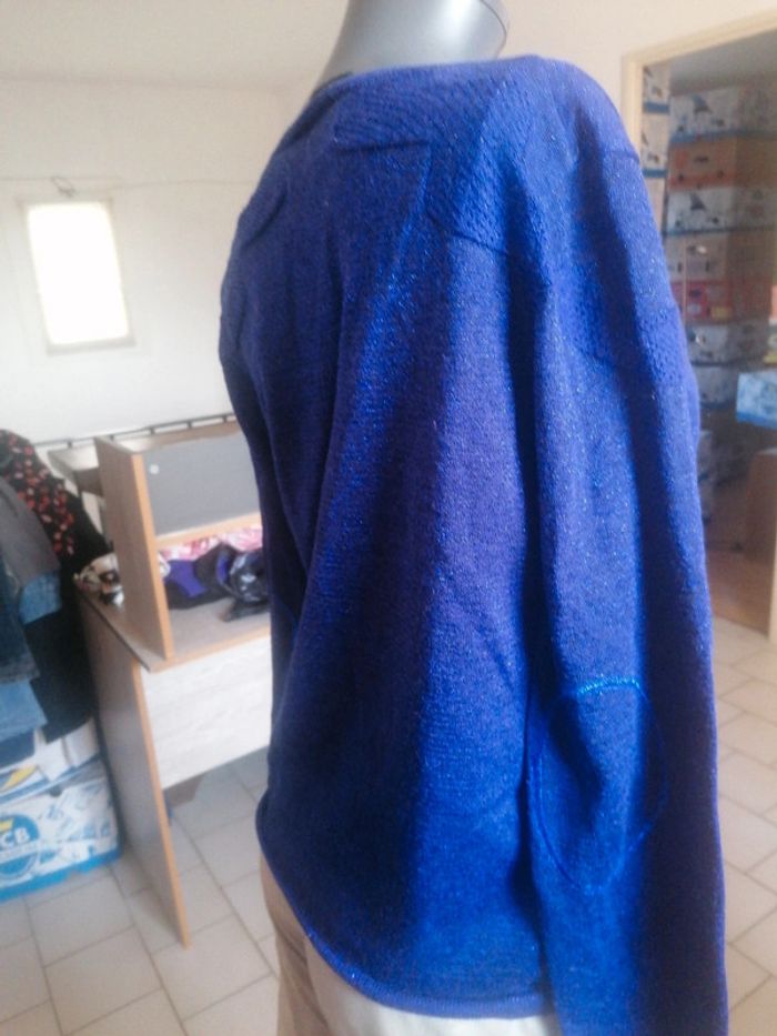 Pull léger taille 2 - photo numéro 2