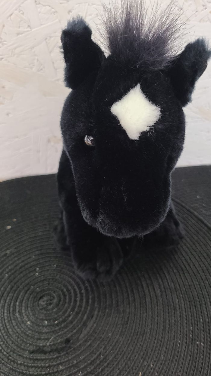Peluche Aurora Mini Flopsie Cheval Étalon Noir