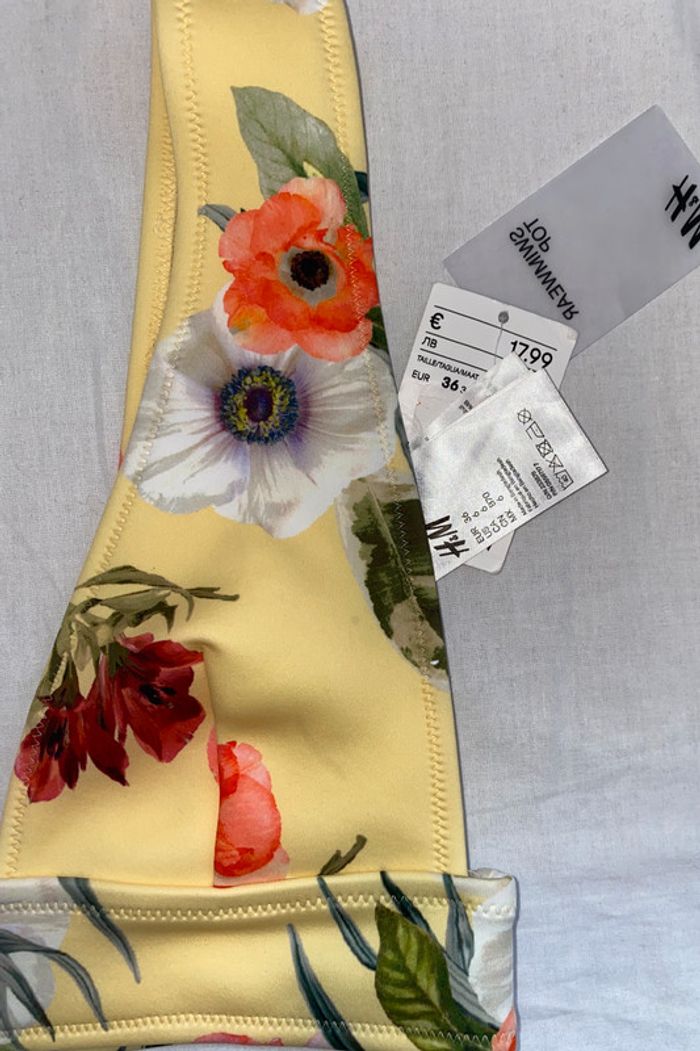 haut de maillot de bain H&M neuf avec étiquette (17,99euros) - photo numéro 2