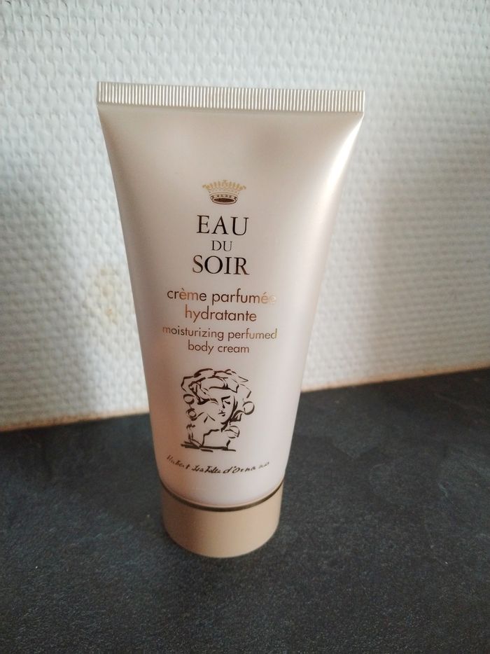 Crème hydratante eau du Soir neuf