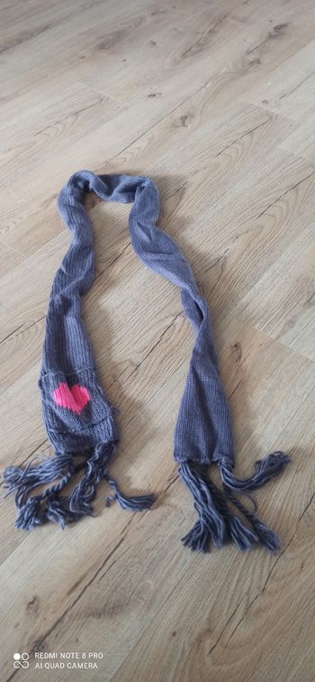 Echarpe violette 4 ans