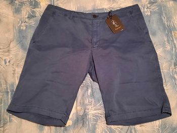 Short bleu neuf