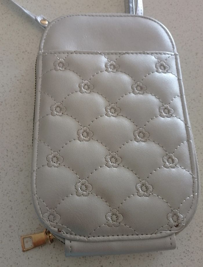 Pochette - photo numéro 2