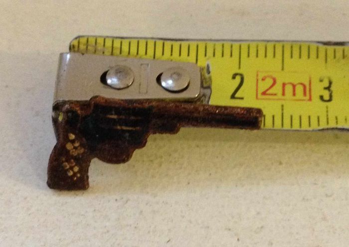 Pin's pistolet ancien badge vintage - photo numéro 5