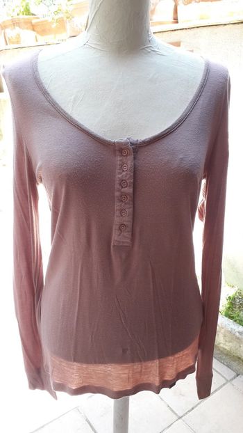 Tee-Shirt col tunisien, cordon et petit décolleté au dos