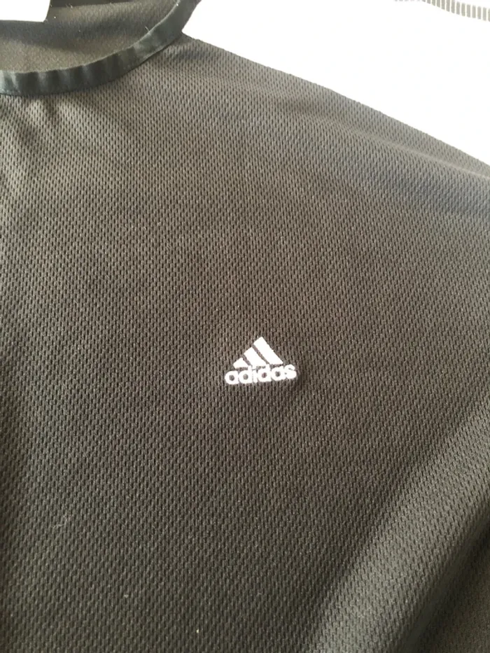 Tee-shirts adidas blanc et noir - photo numéro 2