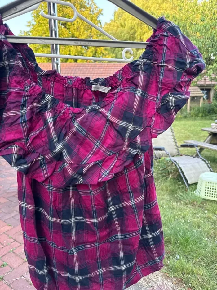 Très joli haut stradivarius neuf  taille S/M - photo numéro 5