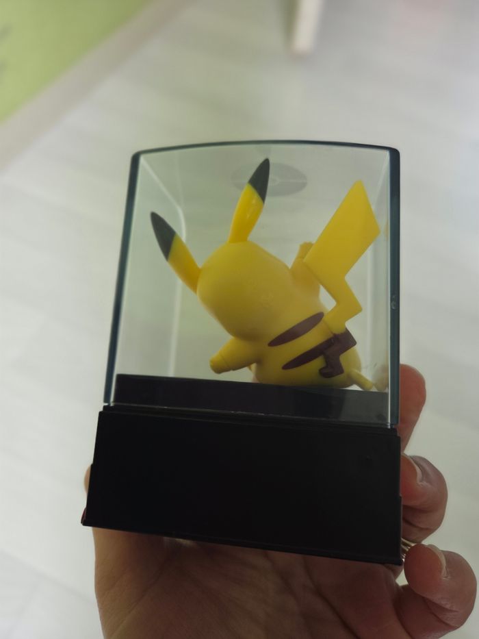 Figurine pokemon pikachu - photo numéro 5