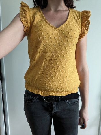 Tee shirt cache cache jaune