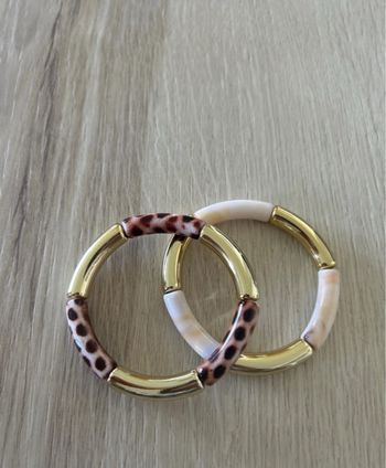 Lot de 2 magnifiques bracelets neufs perles tubes 