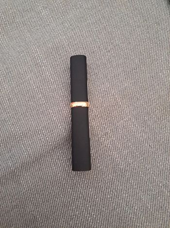 Rouge a levre l oreal 364 le rouge determination