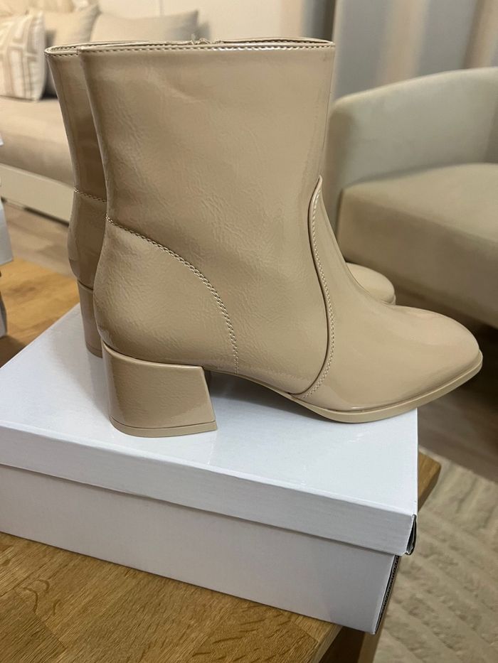 Bottine talons beige