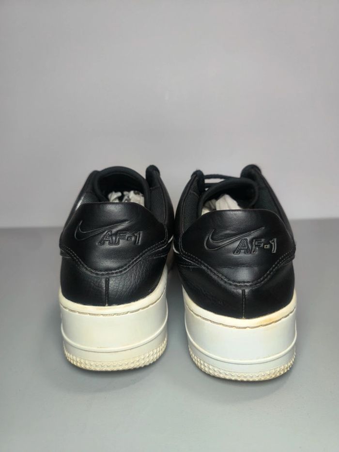 Baskets Nike air force one sage low noir cuir - photo numéro 6