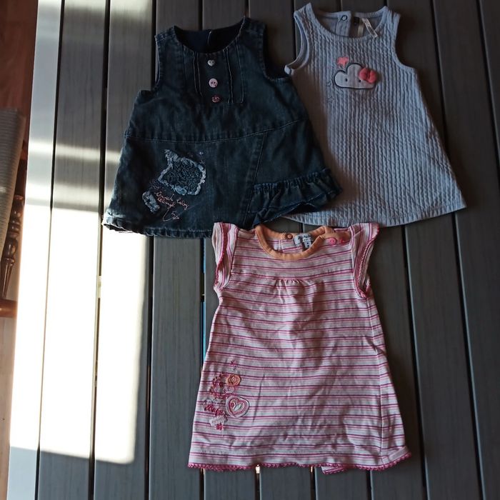 Lot robe bébé fille