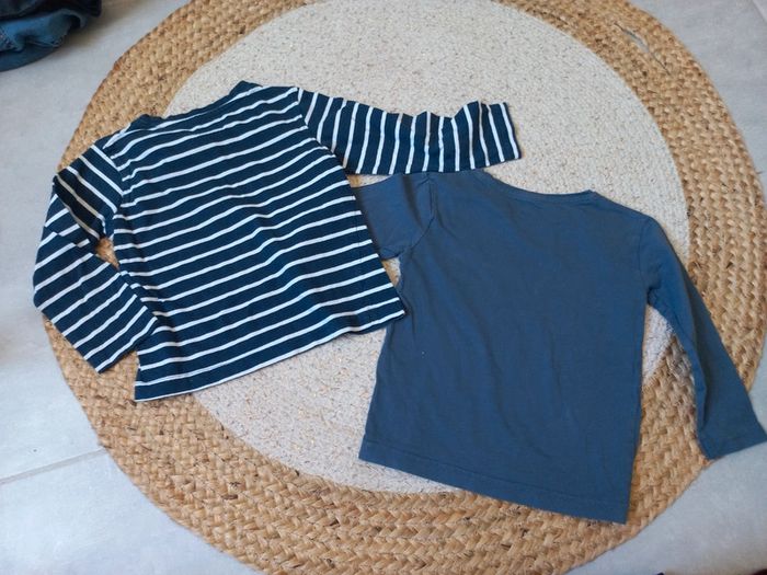 Lot de 2 tee-shirts manches longues 3 ans - photo numéro 4