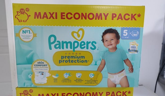 Couches pampers premium 5