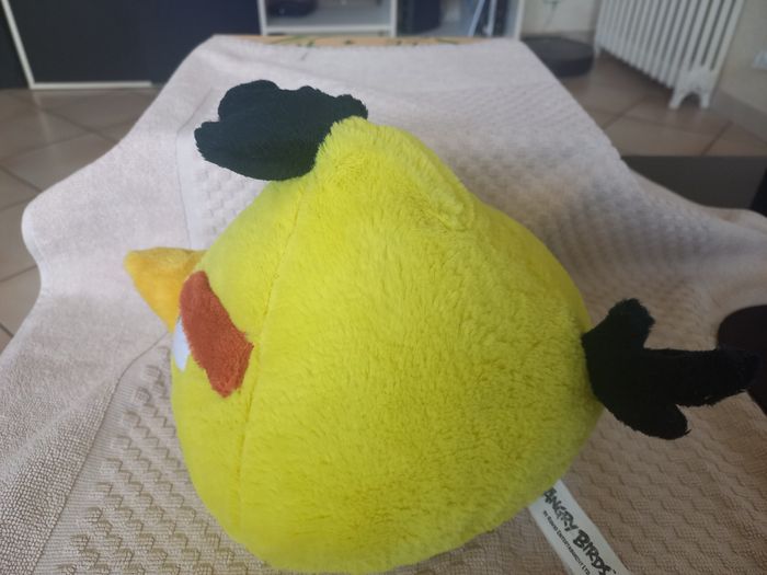 🧸 Peluche – Doudou Chuck Angry Birds jaune - photo numéro 4