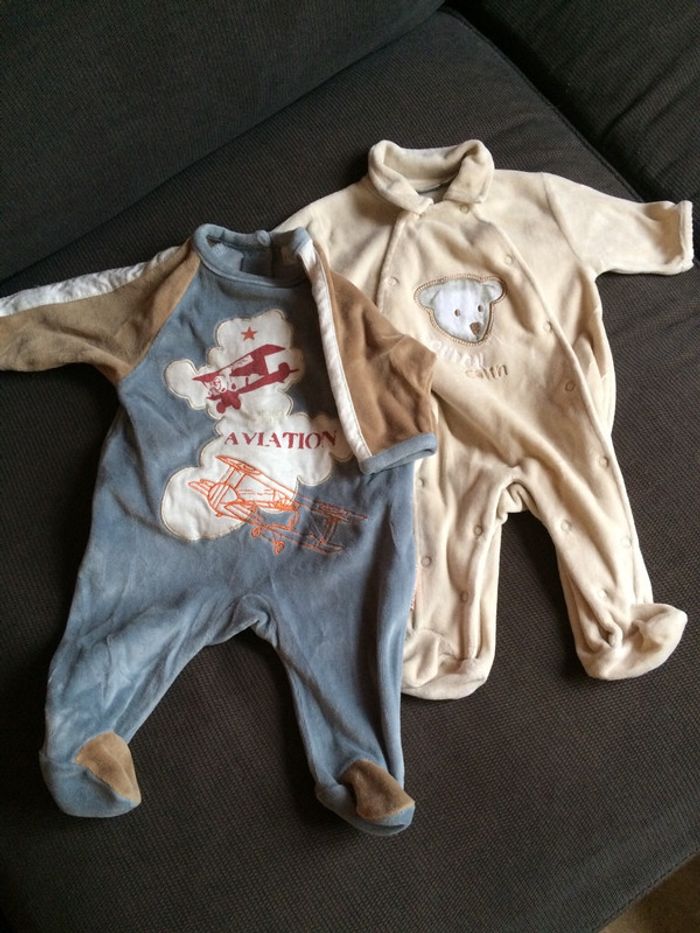 Lot de 2 pyjamas Kiabi 1 mois
