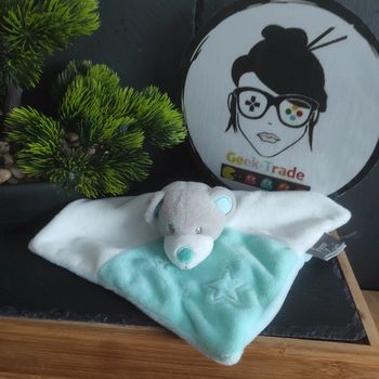 doudou chien tom & Zoé gris blanc vert pe9650 quadrillage etoile