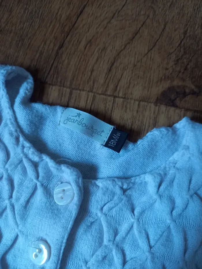 Lot gilets 18 mois - photo numéro 4